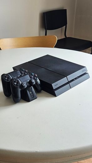 PS4 Console with 2 Controllers