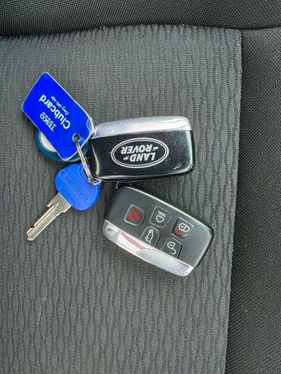 Land rover discovery sport
