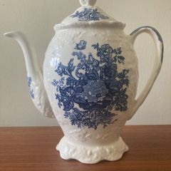 Mason "Ascot in Oak/Hanging Basket" Vintage Coffee/Teapot