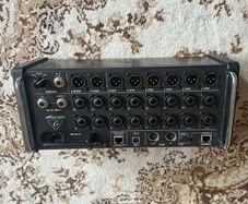 Behringer X Air XR18