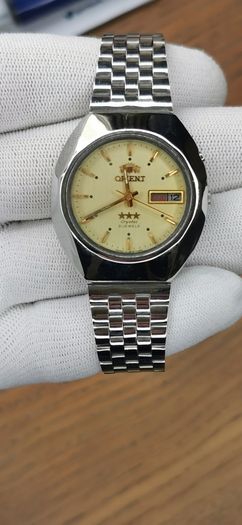 Vintage 70's Japanese ORIENT -Crystal Day-Date