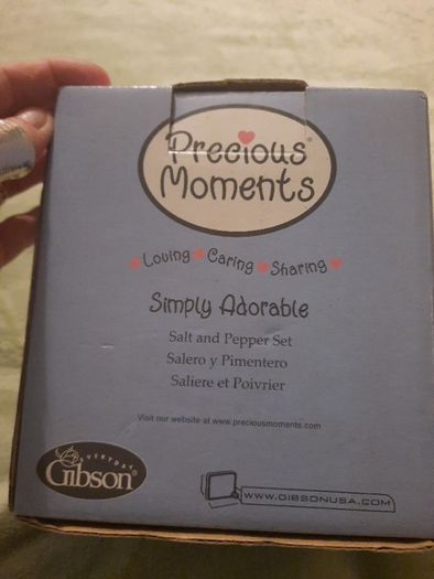 precious moments salt n pepper set