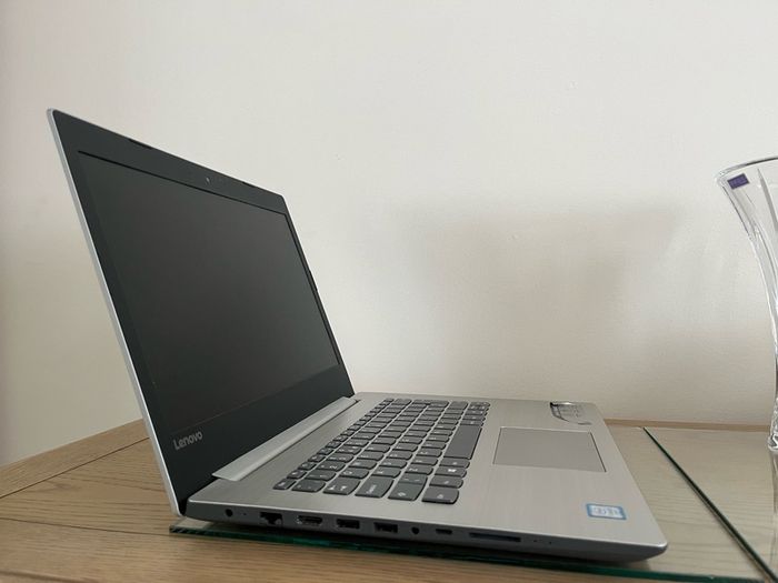 Lenovo laptop- Core i3-SSD-Windows 11