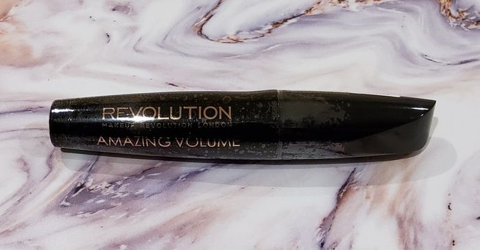 Revolution Amazing Volume Mascara - Black - New - Sealed