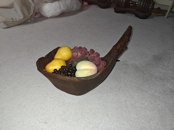Hand carved Fruit Bowl