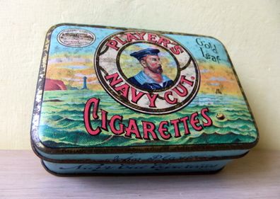 Old Players Tin