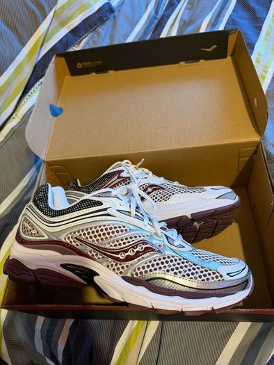 saucony