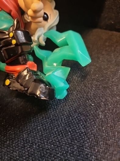 POP! My Hero Academia . 1010 . 10 inch  Infinite Deku with Eri Super Sized