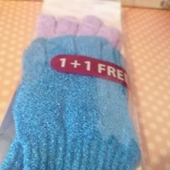 NEW - infinity Exfoliating Gloves