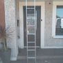 Two piece extendable ladder Image 3