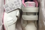 Girls Reebok white Runners