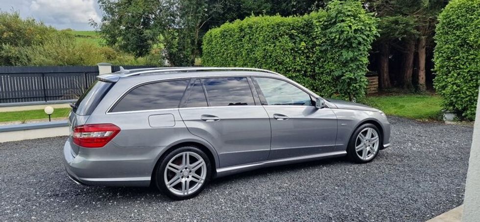 Mercedes-Benz E-Class 2011