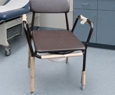 Commode Chair