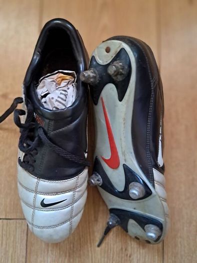 Nike Total 90 Football Boots - Size 5.5 (UK)