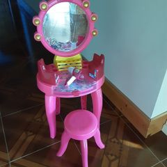 Barbie Dressing Table and Accessories