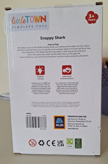 Little Town Snappy Shark Game