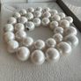 A Stunning Edison Pearl Necklace Image 4