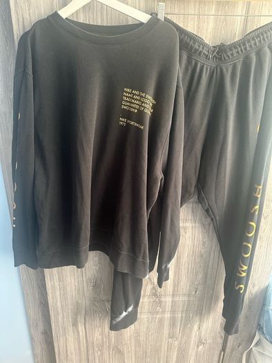 Nike Swoosh Tracksuit - XL