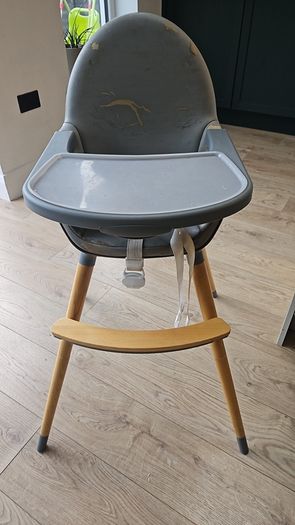 highchair