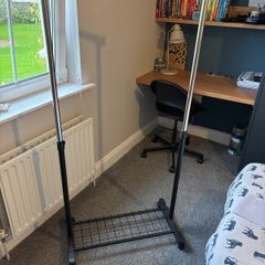 clothes rail