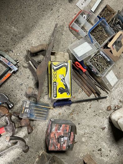 Tools & Screws