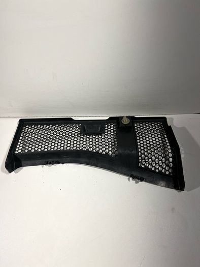 Audi A4 B8 Scuttle Panel Centre Trim Battery Jump Point Cover 8T2863051 A1l1B4.