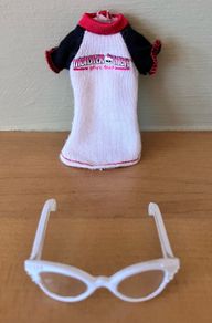 Monster High Ghoulia Yelps 2011 Physical Deaducation Top & Glasses