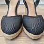 Woven wedge sandals Image 6