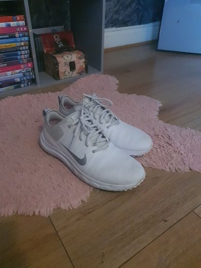 nike runners
