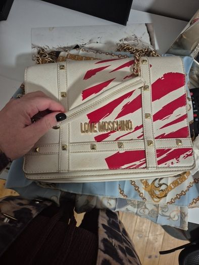 Moschino Bag with dust bag