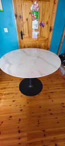 Round Table