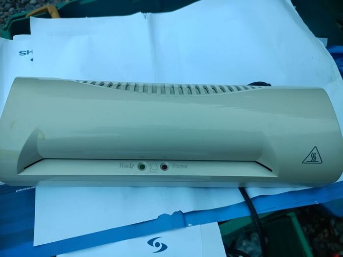 A4 laminator