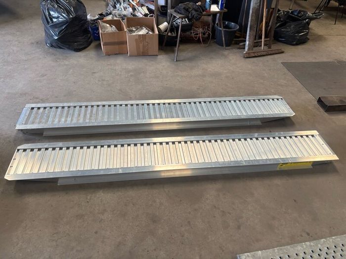 Ifor williams trailer ramps 6ft 8ft steel and alu