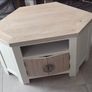 Solid tv oak cabinet Image 4