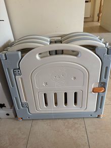 Baby playpen