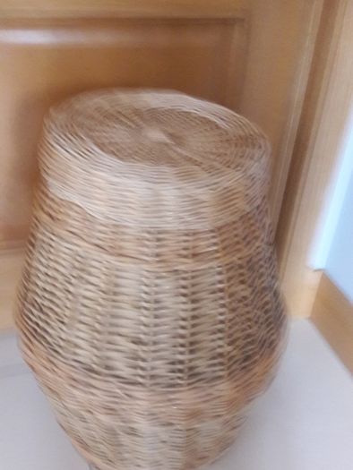 Wicker basket