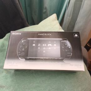 Sony PSP 2000 Boxed Console Japan.