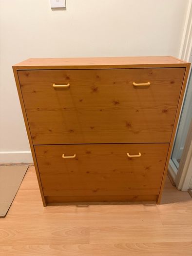 Shoe cabinet, shoe rack. FREE TO TAKE AWAY