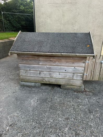 XL Dog Kennel