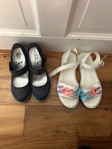 Ladies sandals