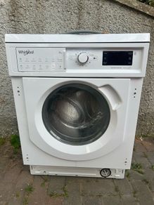 Whirlpool Integrated washing machine