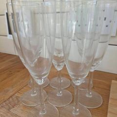 Eight champagne flutes