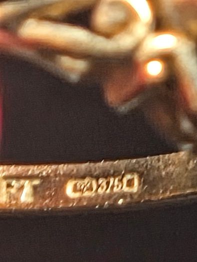 9ct Gold Rings