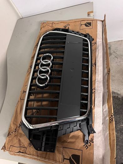 Audi Q3 Front Grill