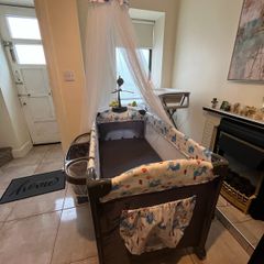 travel cot with mosquito net