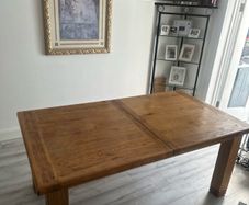 Solid Oak Extendable Table