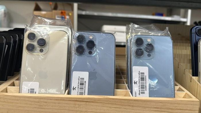 iPhone Stock Available | Used & Fully Tested | Prices From 149 | Phoney Tech Navan
