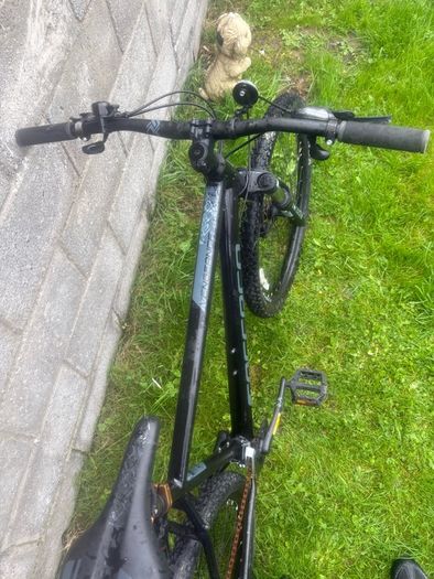 Carrera vengeance mountain bike