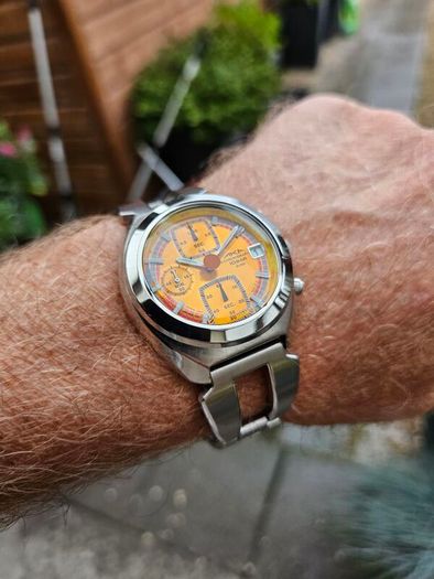 Watch Seiko Aka Alba Chronograph.