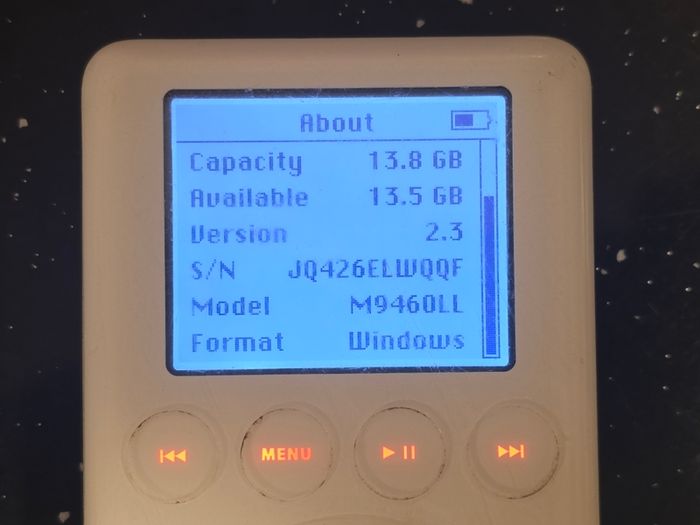 iPod 3rd Gen Classic 15gb (Free Post)